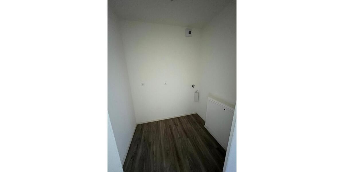 Etagenwohnung Wolfsburg - 4 Zimmer, 123 m&sup2;, 1.541&euro; | Angebot:26441394