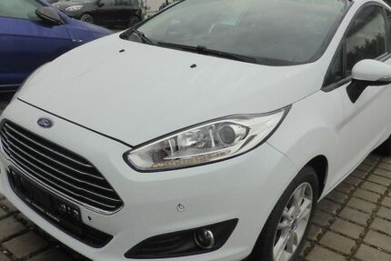 Ford Fiesta 74.800 km 6.990 € Wolfenbüttel 38304