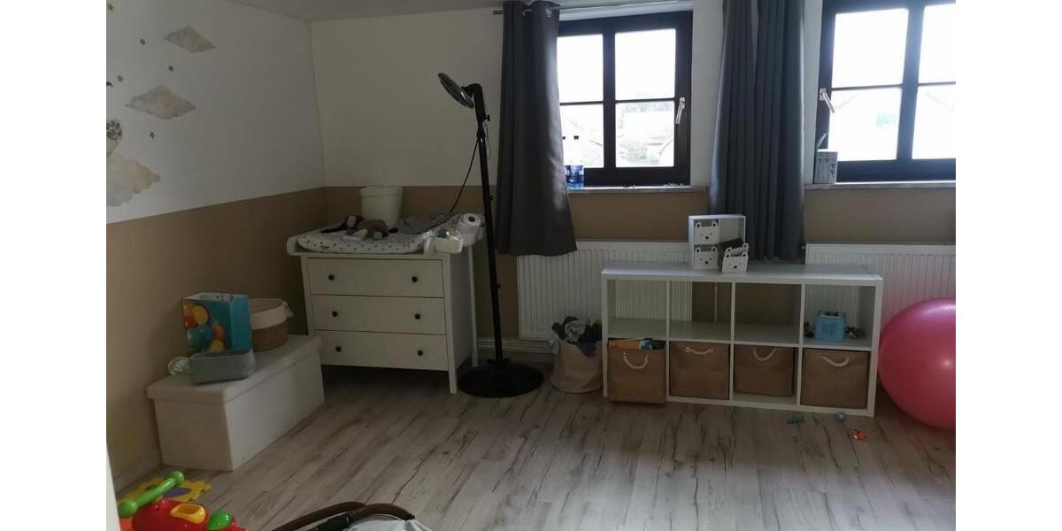 Große 4- Zimmer Dachgeschosswohnung im Zentrum von Wendeburg 4 zimmer