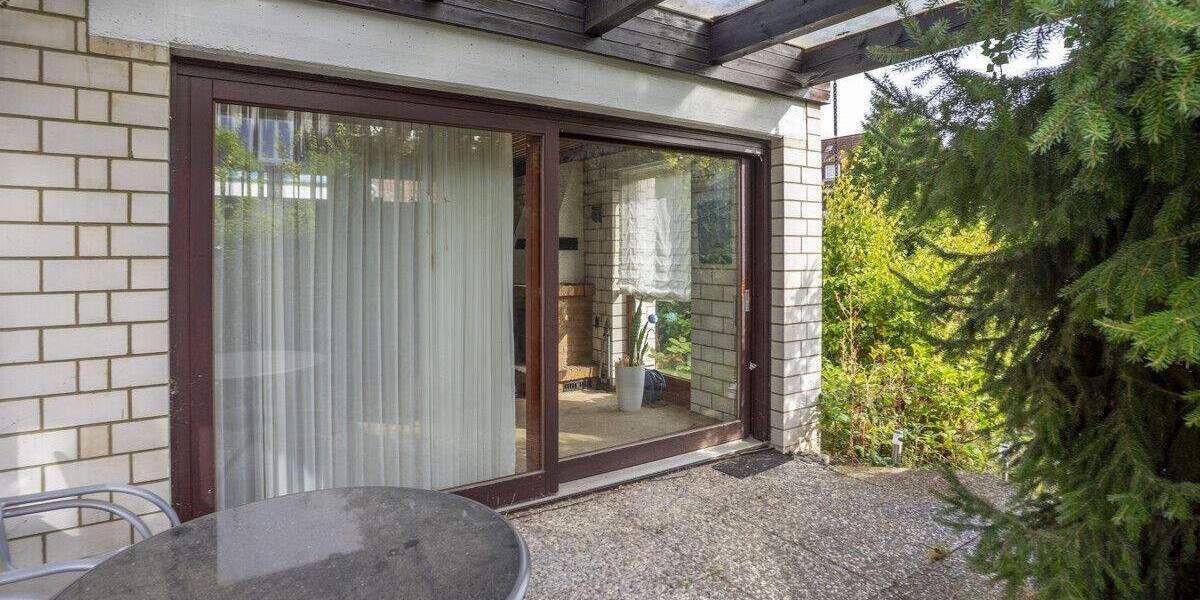 Doppelhaushälfte mit Potenzial in der beliebten Südstadt 4 zimmer