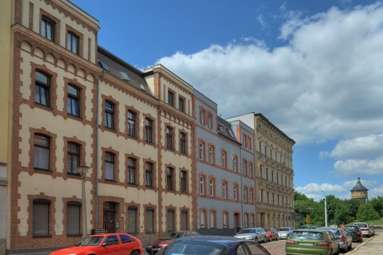 Wohnung zum Mieten in Halle 432 € 58.82 m²