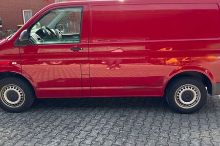 VW T5 Transporter 218.000 km 6.200 &euro; Wolfsburg 38446