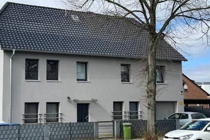 Zweifamilienhaus mit Büro oder Einliegerwohnung in Braunschweig-Wenden zimmer