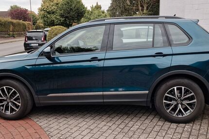 VW Tiguan 90.500 km 21.490 &euro; HÖTZUM 38173