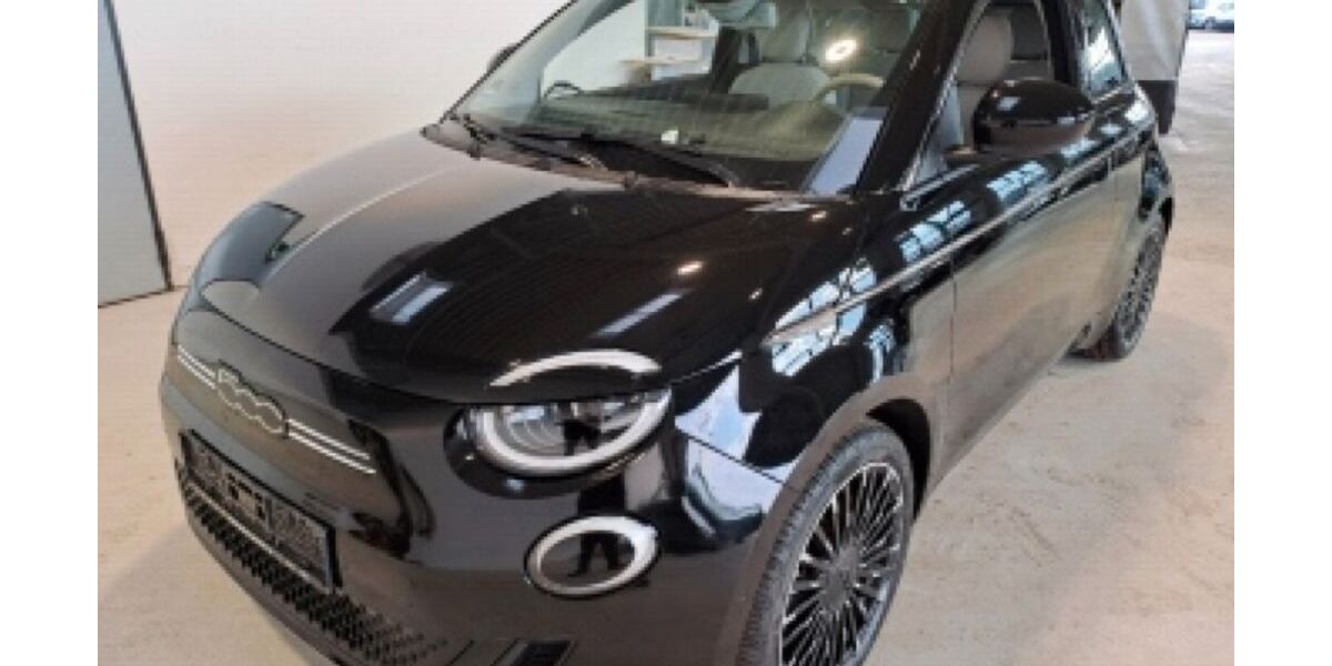 Fiat 500e 4.000 km 23.890 &euro; Helmstedt 38350