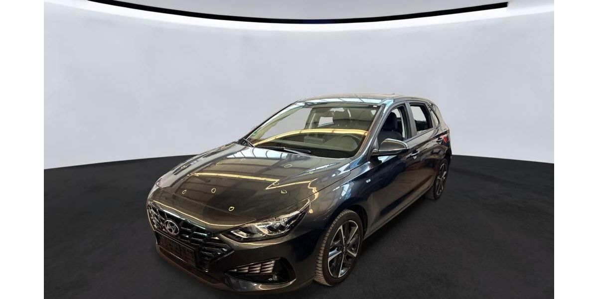Hyundai i30 89.955 km 15.877 &euro; Helmstedt 38350