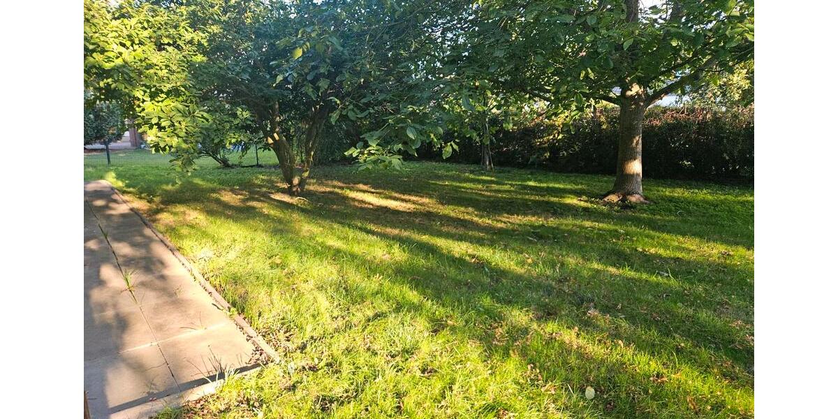 Einfamilienhaus Helmstedt - 7 Zimmer, 178 m&sup2;, 1.400&euro; | Angebot:25768988