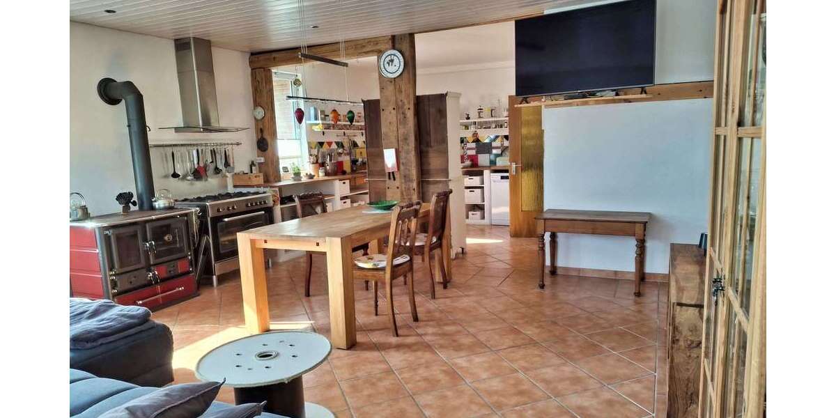 Haus zum Kaufen in Wolfsburg 377.000 € 174.45 m² 6 zimmer