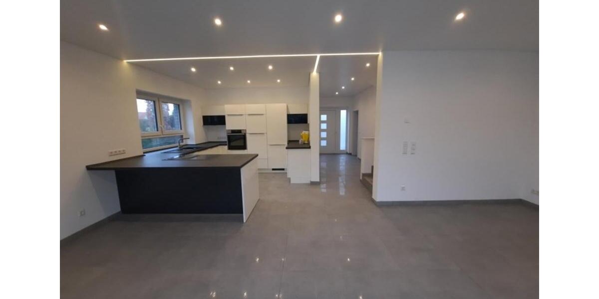 Doppelhaushälfte Wolfsburg Almke - 6 Zimmer, 160 m&sup2;, 2.100&euro; | Angebot:25452571