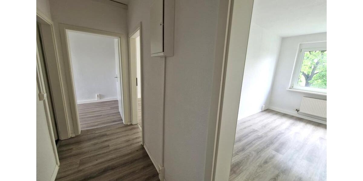 Etagenwohnung Oebisfelde-Weferlingen Döhren - 4 Zimmer, 72 m&sup2;, 419&euro; | Angebot:26585227