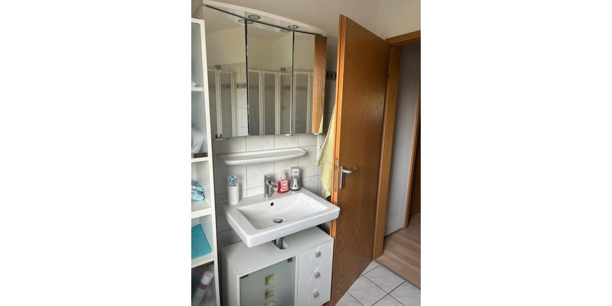Etagenwohnung Wolfsburg Almke - 4 Zimmer, 108 m&sup2;, 990&euro; | Angebot:26408223