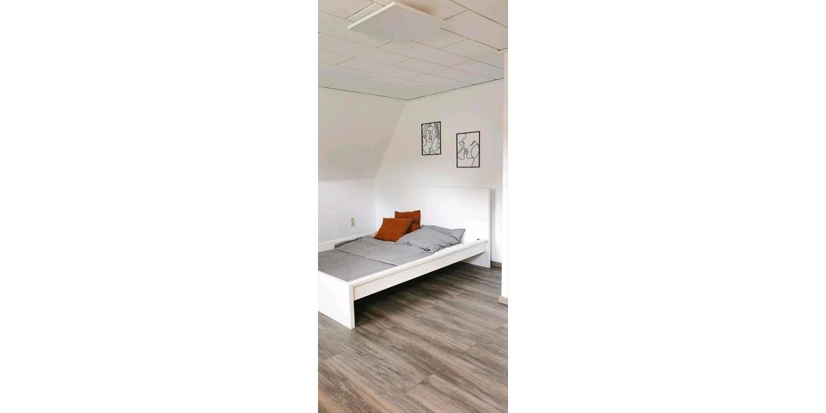 Einfamilienhaus Wolfsburg Ehmen - 5 Zimmer, 141 m&sup2;, 980&euro; | Angebot:23334654