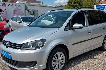 VW Touran 184.000 km 5.700 &euro; Sassenburg 38524