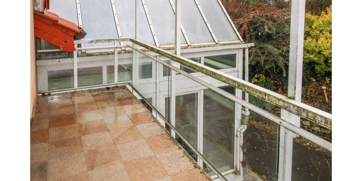 Großzügiges 8-Zi. Haus plus Bungalow, Wintergarten, Garage, 2 Carports in Braunschweig Weststadt 8 zimmer