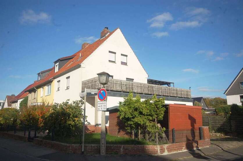 Wohnung zum Kaufen in Wolfsburg 120.000 € 106.8 m²