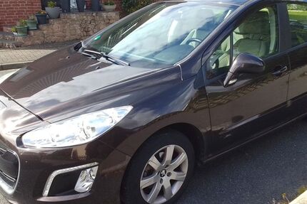 Peugeot 308 195.400 km 4.990 &euro; Wolfsburg 38442