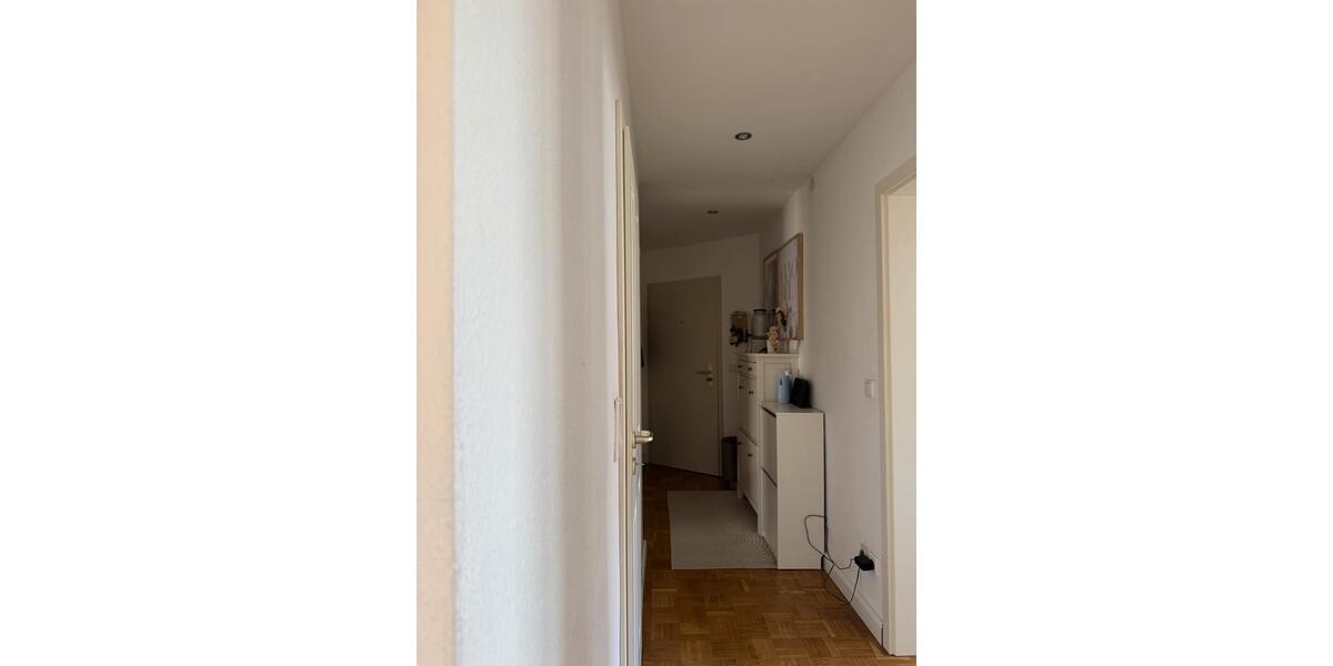 Etagenwohnung Wolfsburg - 3 Zimmer, 83 m&sup2;, 830&euro; | Angebot:26126291