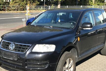 VW Touareg 437.572 km 2.000 &euro; Braunschweig 38110