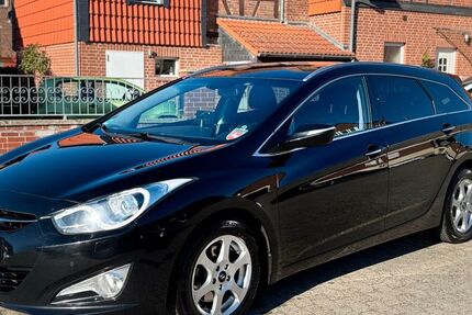 Hyundai i40 186.000 km 5.999 &euro; Ehmen Wolfsburg 38442