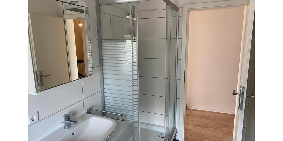 Dachgeschoßwohnung Wolfsburg Detmerode - 2.5 Zimmer, 60 m&sup2;, 600&euro; | Angebot:25646575