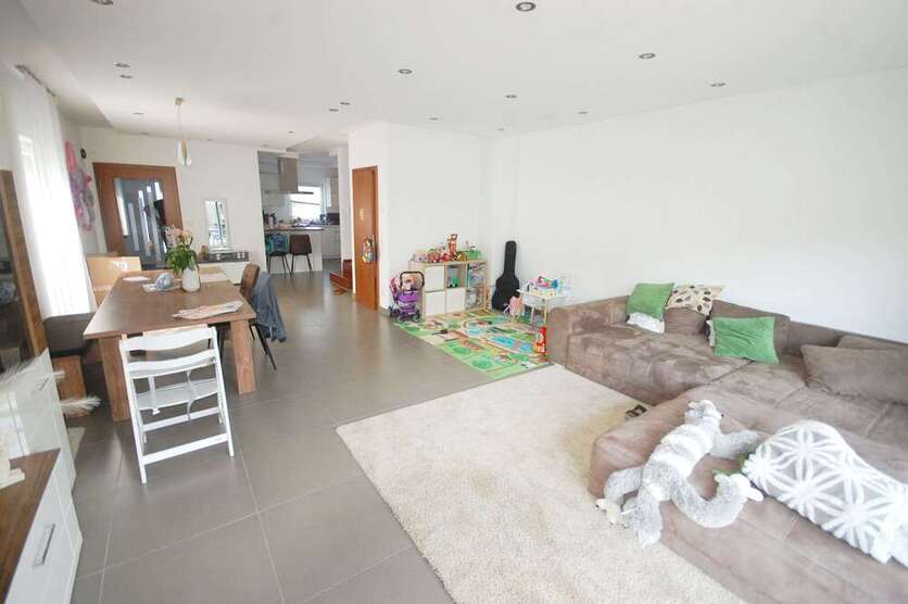 Haus zum Mieten in Wolfsburg 1.650 € 140 m²