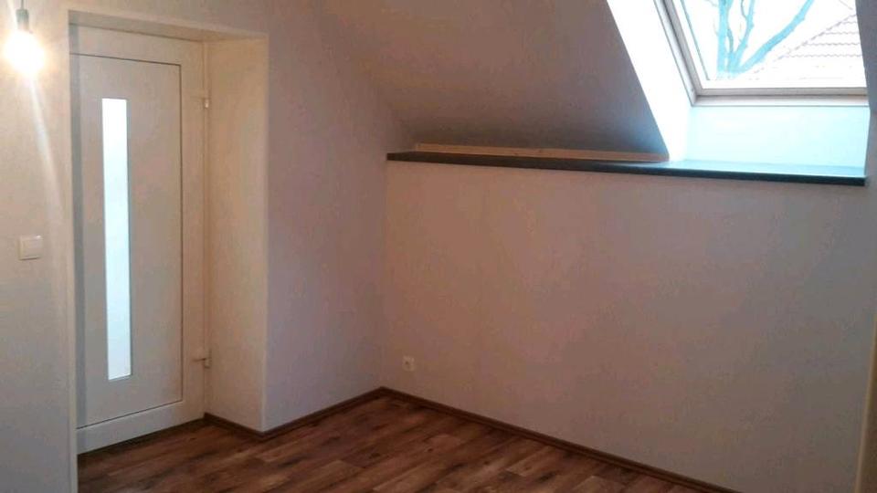 Dachgeschoßwohnung Oebisfelde-Weferlingen Weferlingen - 2 Zimmer, 100 m&sup2;, 700&euro; | Angebot:26579667