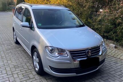 VW Touran 173.500 km 3.300 &euro; Weyhausen 38554