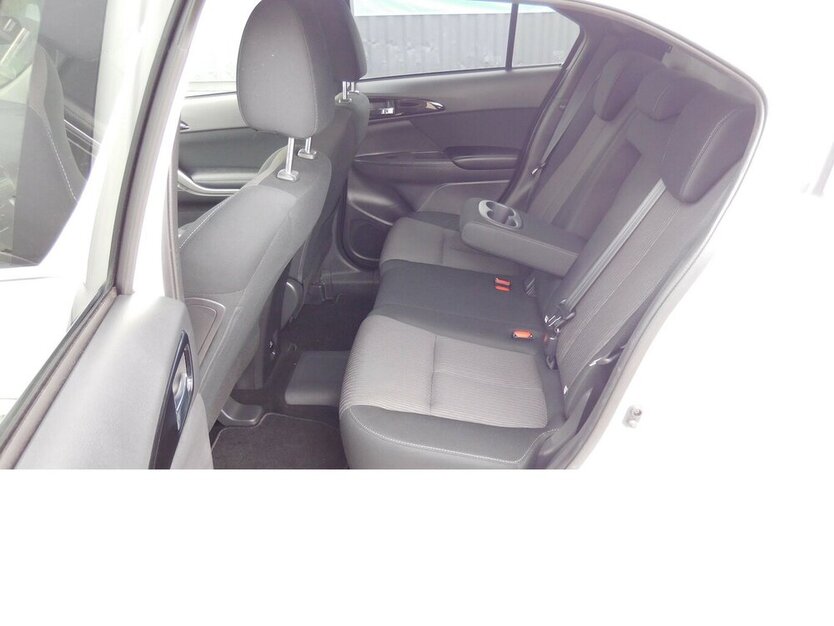 Eclipse Cross PLUG-IN Benzin/Elektro HYBRID Navi