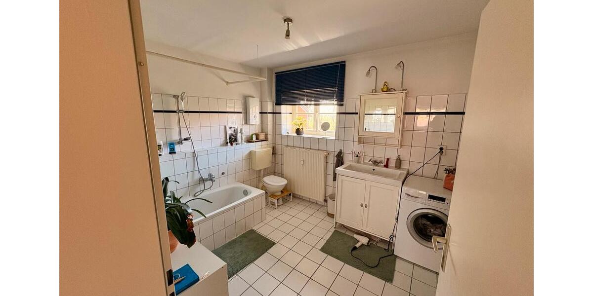 Reihenhaus Sickte - 3 Zimmer, 115 m&sup2;, 950&euro; | Angebot:26269274