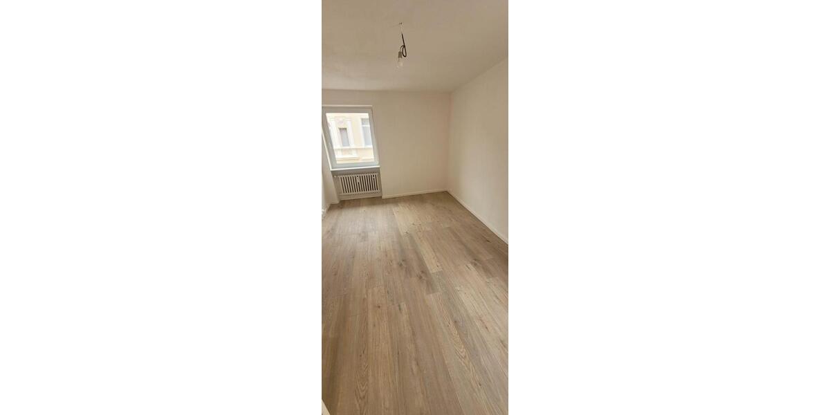 Etagenwohnung Helmstedt - 5 Zimmer, 112 m&sup2;, 896&euro; | Angebot:26134850