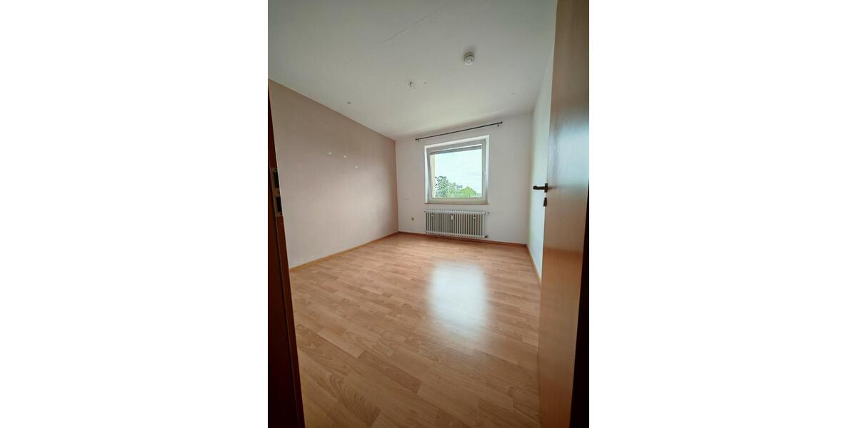 Etagenwohnung Braunschweig Wabe-Schunter-Beberbach - 3 Zimmer, 71 m&sup2;, 139.000&euro; | Angebot:26829453