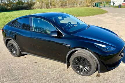 Tesla Model Y 27.500 km 31.700 &euro; Wolfsburg 39446