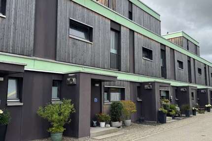 Haus zum Mieten in Poing b München 1.930 € 120.8 m²
