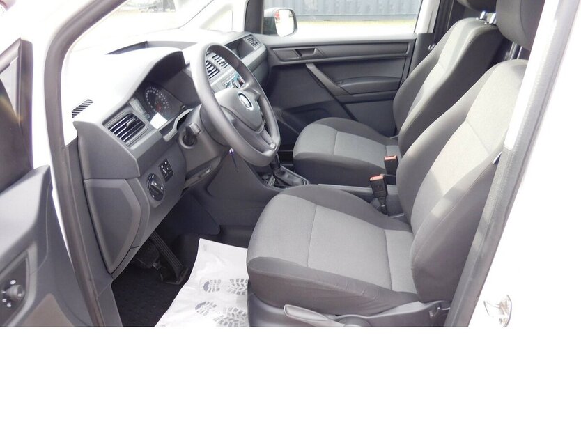 VW Caddy Maxi Abt-e Elektrik DSG Automatik Klima 19.100 km 14.990 € Vordorf 38533