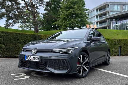 VW Golf 14.500 km 38.000 € Wolfsburg 38446