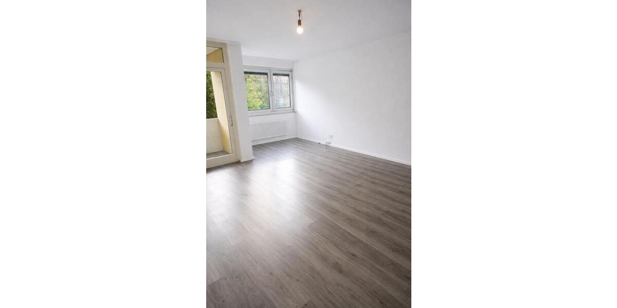 Renovierte- 2-Zimmer Wohnung mit Balkon 2 zimmer