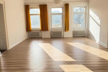 Wohnung Braunschweig - 4 Zimmer, 150 m&sup2;, 1.495&euro; | Angebot:26236383