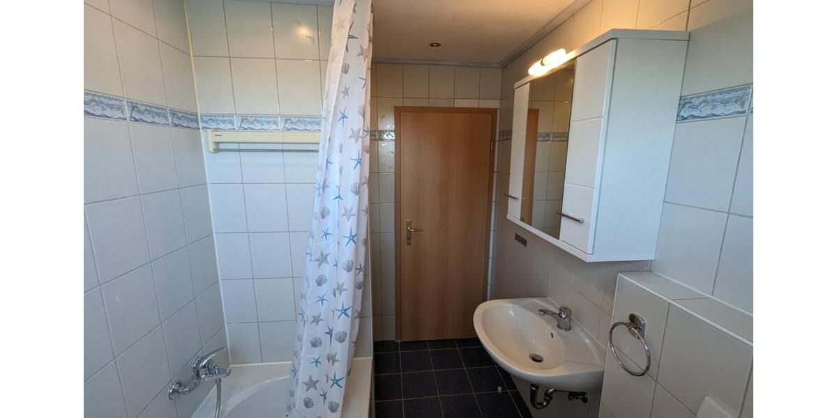 Dachgeschoßwohnung Gifhorn - 3 Zimmer, 95 m&sup2;, 750&euro; | Angebot:25151387
