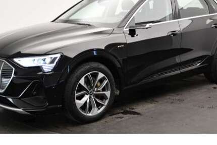 Audi e-tron 79.350 km 33.390 &euro; Wolfsburg 38440