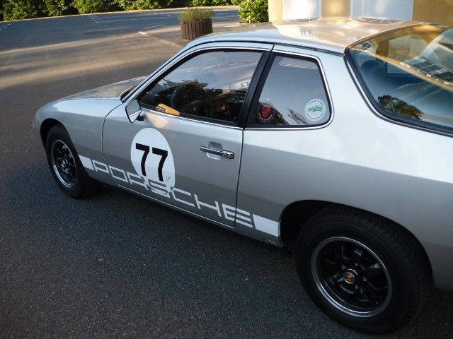 924