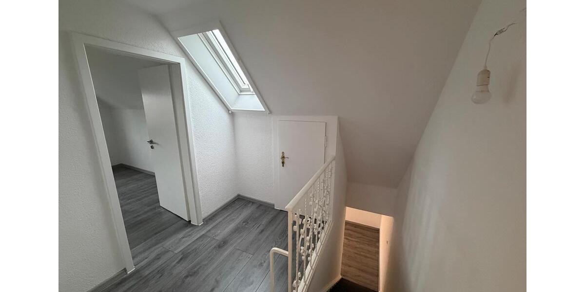 Doppelhaushälfte Braunschweig Wabe-Schunter-Beberbach - 3 Zimmer, 90 m&sup2;, 1.490&euro; | Angebot:26143030