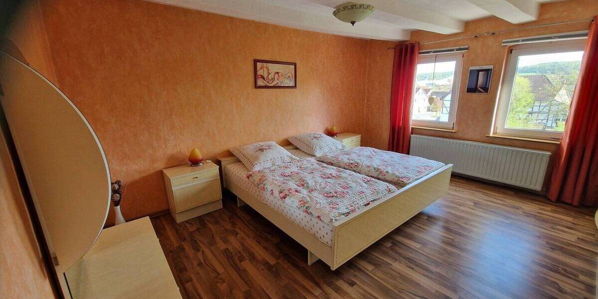 Mehrfamilienhaus, Wohnhaus Grasleben - 7 Zimmer, 185 m&sup2;, 190.000&euro; | Angebot:26703004