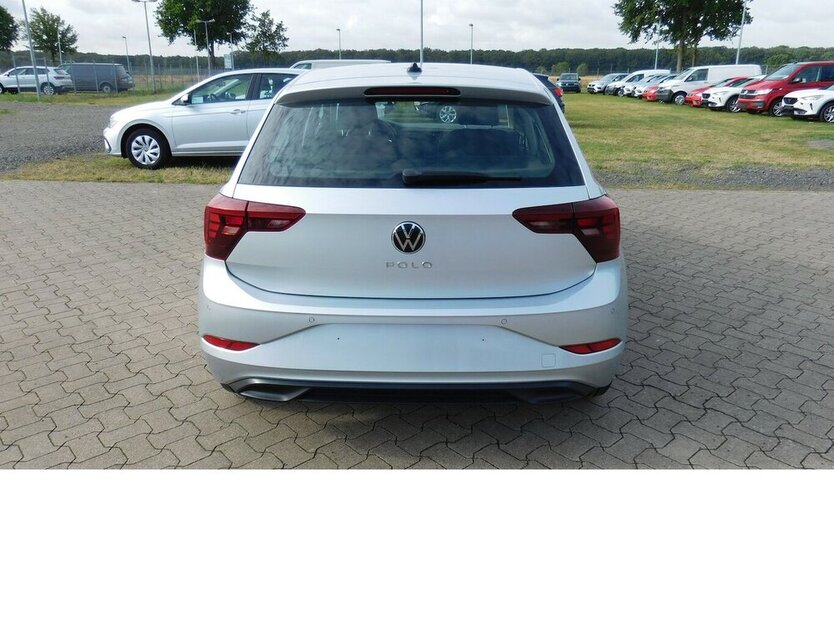 VW Polo 1.0 Life TSI BMT 4Trg Klima Navi LED 21.300 km 14.990 € Vordorf 38533