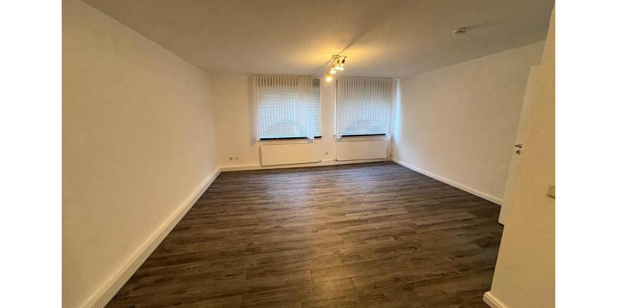 Etagenwohnung Helmstedt - 3 Zimmer, 82 m&sup2;, 520&euro; | Angebot:26214808