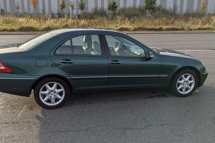 Mercedes-Benz C 320 120.000 km 4.500 &euro; Wendeburg 38176
