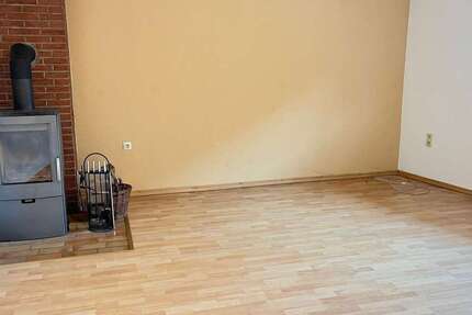 Haus zum Kaufen in Cremlingen 159.000 € 188 m² 8 zimmer