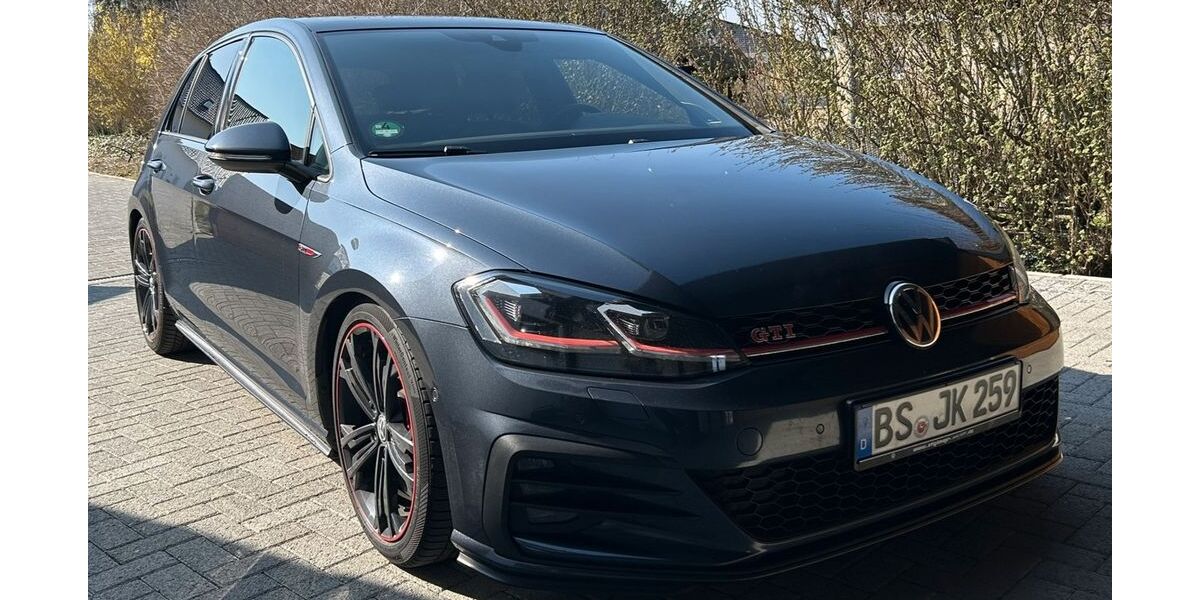 VW Golf 138.200 km 20.600 &euro; Süpplingenburg 38376