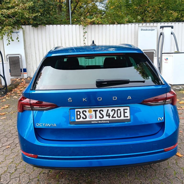 Skoda Octavia 52.000 km 20.600 € Braunschweig 38120
