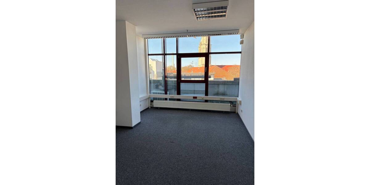 Gewerbeobjekt Braunschweig Innenstadt - 7 Zimmer, 271 m&sup2;, 2.168&euro; | Angebot:25682881