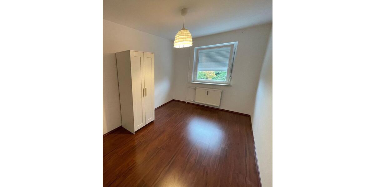 Etagenwohnung Wolfsburg Detmerode - 3 Zimmer, 80 m&sup2;, 150.000&euro; | Angebot:24272172